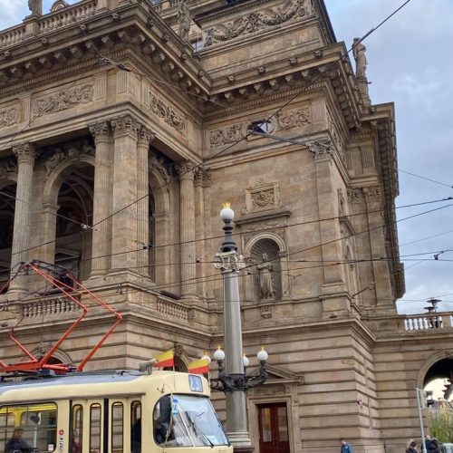 88974aeefbc11341930c9787e3be8340