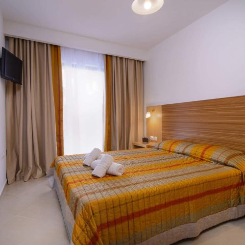 APANEMIA-ONE-BEDROOM-APARTMENT-2-1