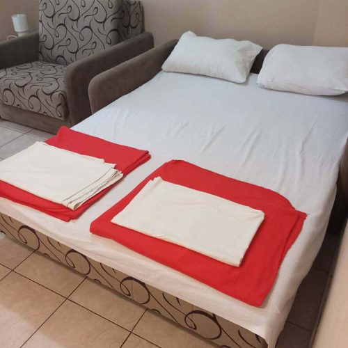 c0079566-4c4d-4803-8f5c-822c85cdd9a4