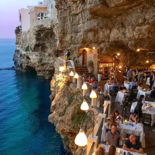 f7b10a61c7ef47e05f26d53da7888323